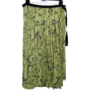Worthington Neon Yellow and Black Wrap Snake Print Skirt Size 14